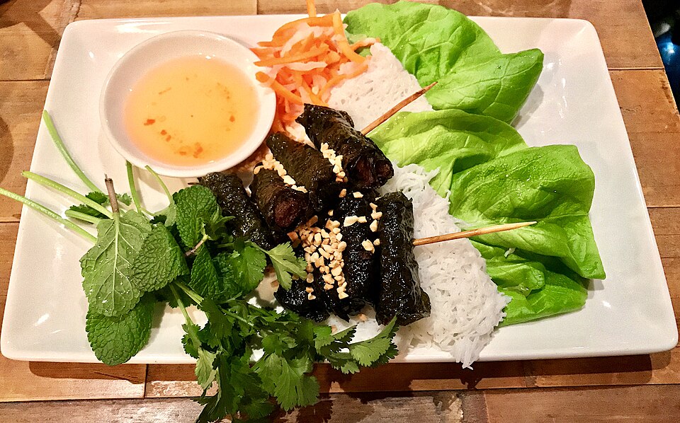 Thịt bò nướng lá lốt